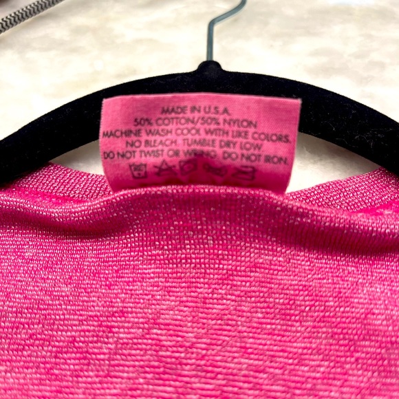 MICHAEL STARS Cute cap sleeve tee shirt. - Picture 3 of 4